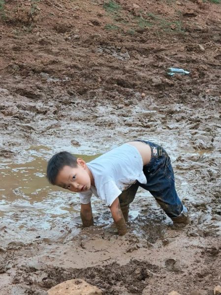 农村孩子玩什么_农村孩子童年趣事