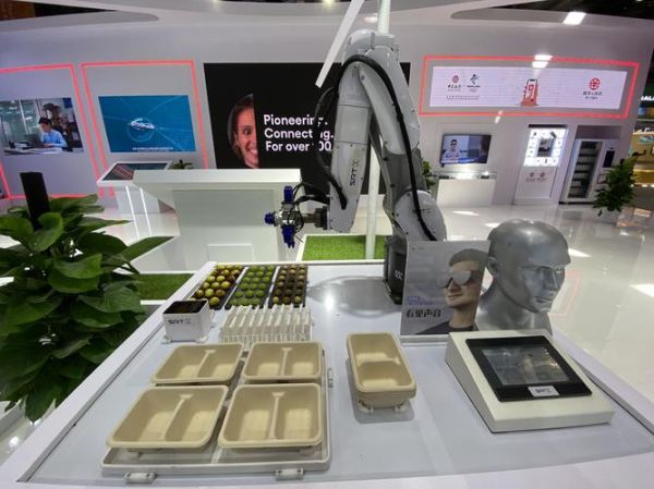 智能科技产品亮相服贸会_哪些黑科技值得关注