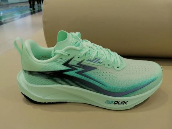 361度跑鞋科技怎么样_适合马拉松吗