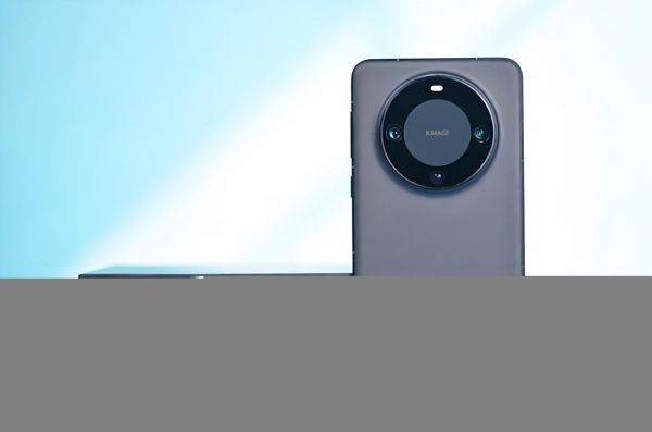 华为Mate60Pro值得买吗_华为Mate60Pro对比iPhone15Pro