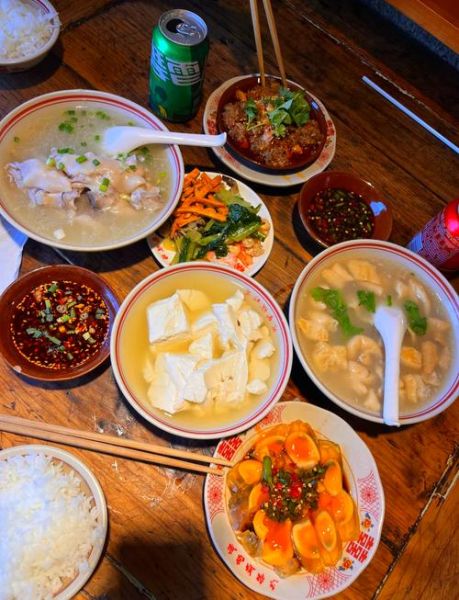 四川人一天吃什么_四川人为什么这么悠闲