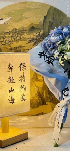 艺术君王文案壁纸怎么下载_艺术君王壁纸适合哪些手机