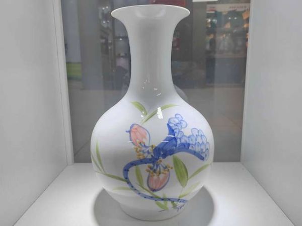 艺术陶瓷瓶怎么选_艺术陶瓷瓶价格一般多少