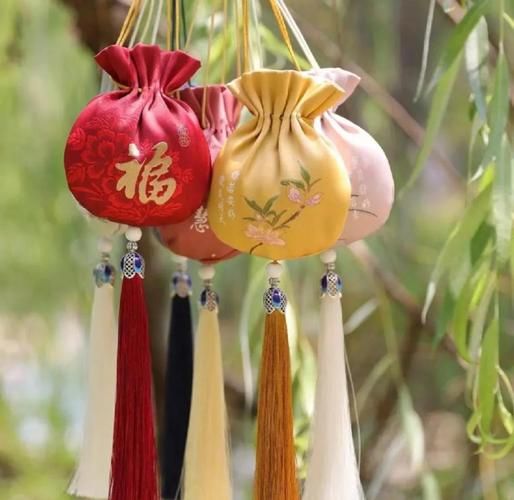 绣香包怎么做_绣香包有什么寓意