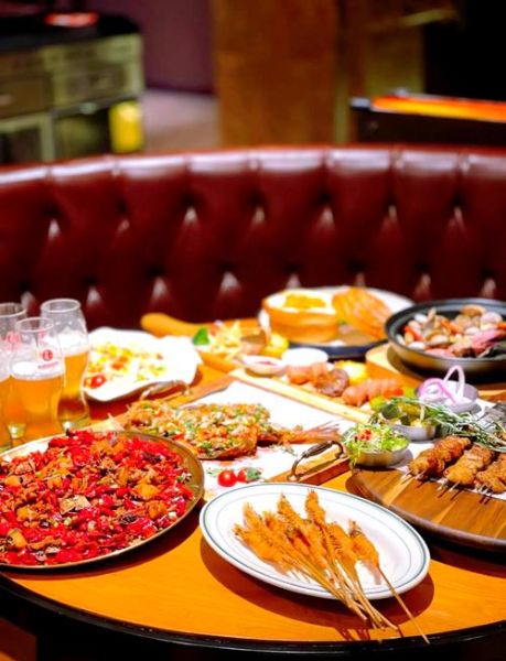 哈尔滨夜生活去哪玩_哈尔滨晚上有什么好吃的