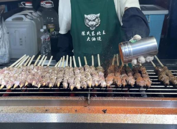 哈尔滨夜生活去哪玩_哈尔滨晚上有什么好吃的