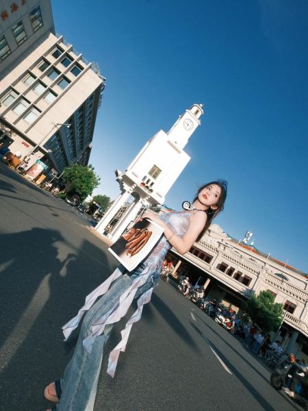 艺术街区拍照穿什么_如何拍出高级感