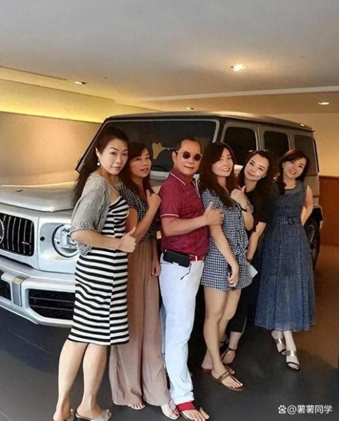 有钱人一天怎么过_体验富豪生活的真实细节