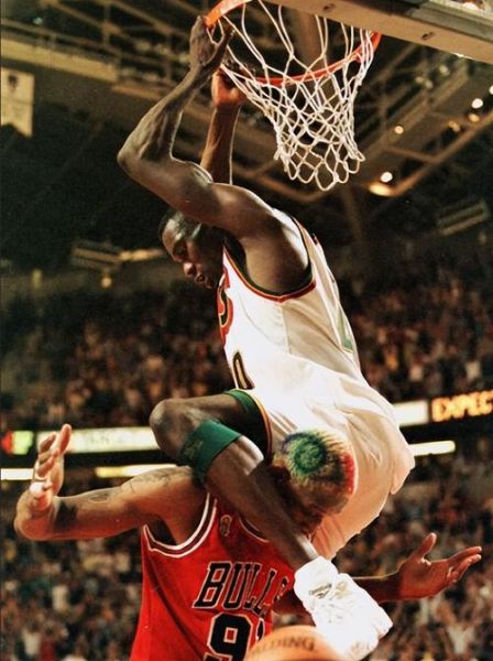 扣篮历史大全_最经典扣篮有哪些