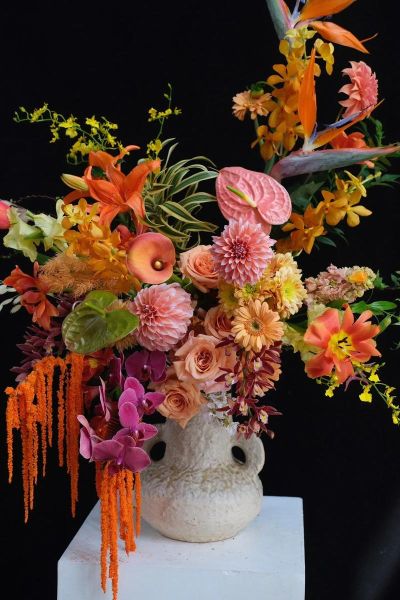 艺术花器怎么选_适合插什么花