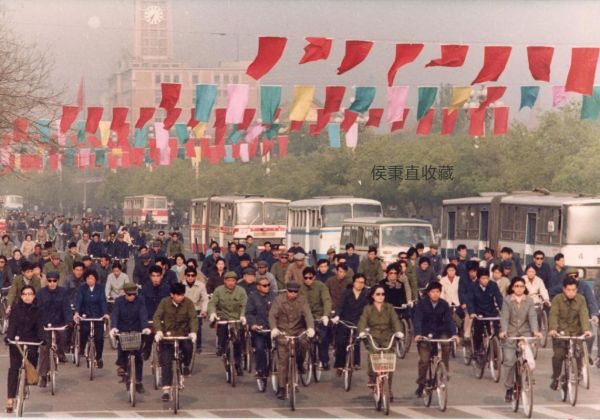 奔向历史图片大全_如何快速找到高清老照片