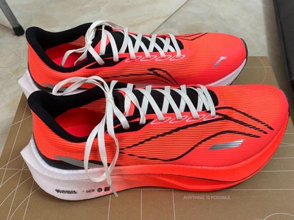 李宁科技跑鞋怎么样_李宁科技跑鞋值得买吗