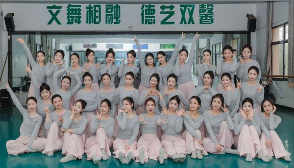 歆影艺术是做什么的_歆影艺术课程有哪些