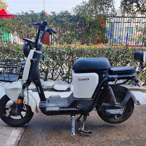 小刀电动车质量怎么样_小刀电动车续航多久